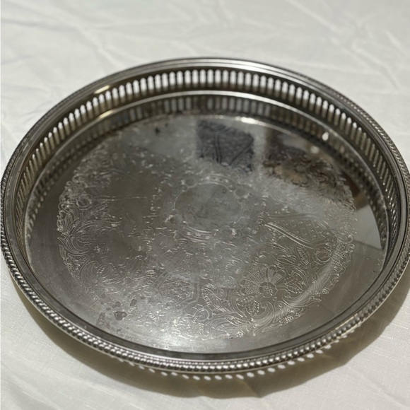 Vintage Elegant Silver Decorative Tray - Picture 2 of 7
